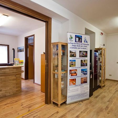Casa Del Parco Dell'Adamello Di Vezza D'Oglio Hostel ภายนอก รูปภาพ