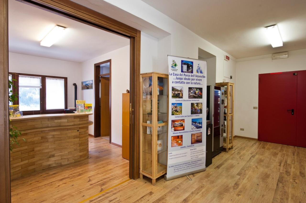 Casa Del Parco Dell'Adamello Di Vezza D'Oglio Hostel ภายนอก รูปภาพ
